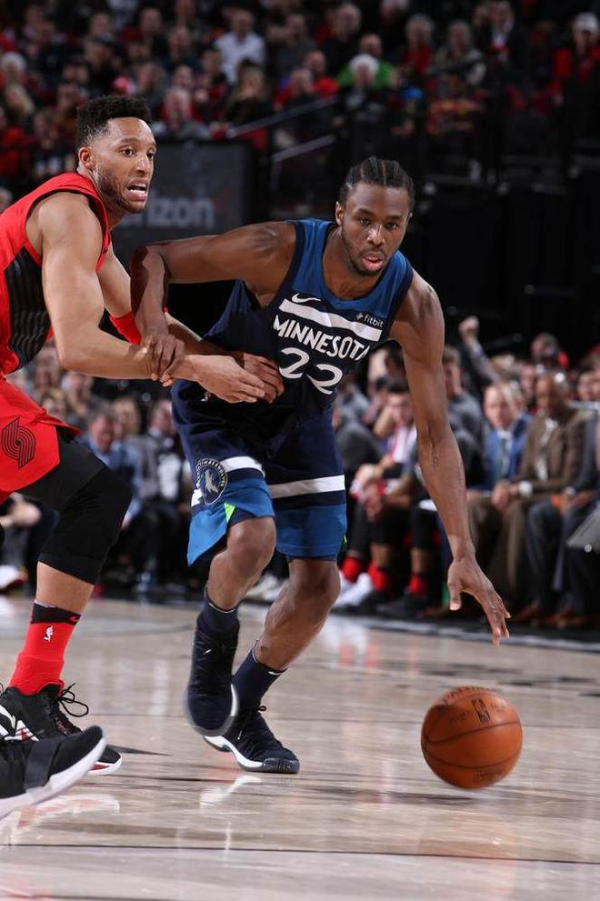 门兴格拉德巴赫迎足总杯关键赛；窗口期豪取连胜；话题不断；赛程密集仍需轮换的简单介绍