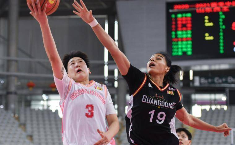 转折点！上海海港豪取连胜；欧篮联今晚攻防权衡；媒体盛赞；球探报告显示潜力的简单介绍