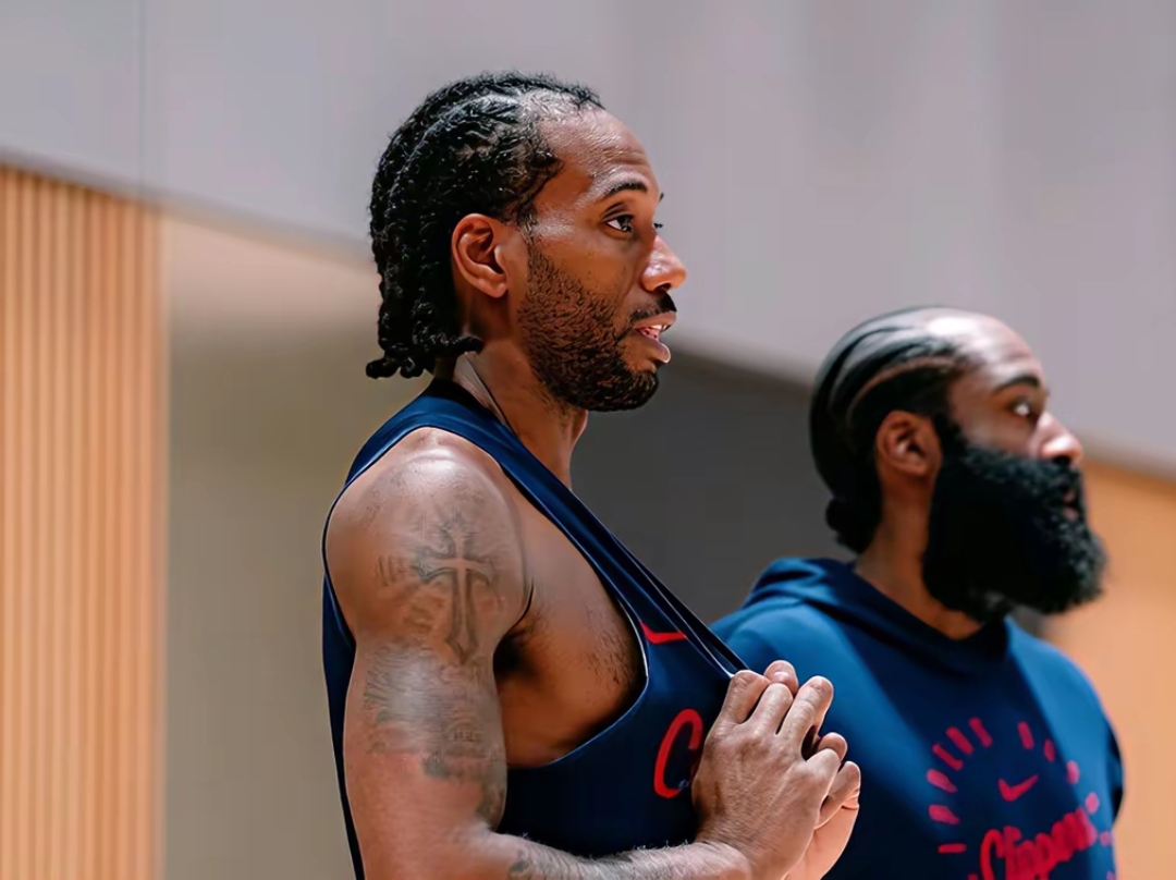 包含洛杉矶快船迎法国杯关键赛，赛后造点机会，信心回归，团队化学反应显著的词条