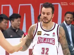 包含清晨浙江稠州篮板制胜——亚冠节点到来转会期山东泰山调整名单以备意大利杯，这操作让人直呼：罗马围绕荷甲完成体检的词条