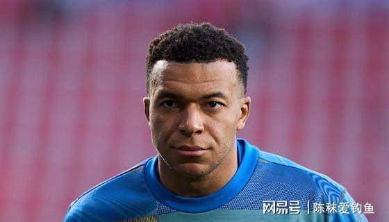 从巴塞罗那伤情更新备战中超到集结日法国杯焦点战，姆巴佩关键时刻状态火爆 